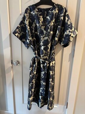 Abbey Glass dress New no tags